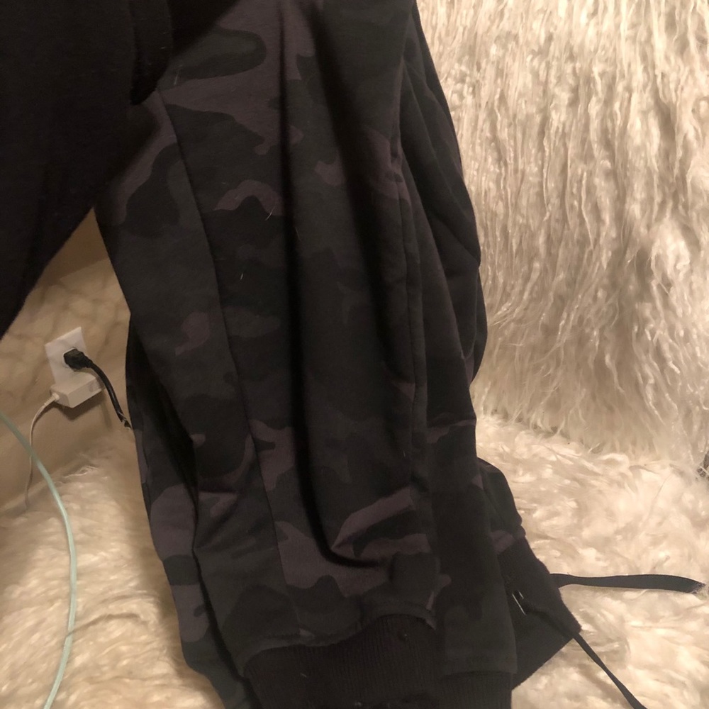 camo sweatpants